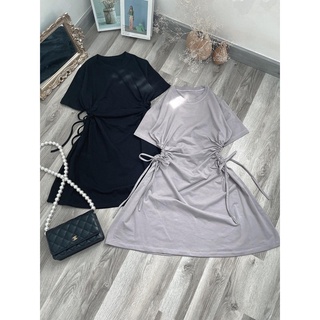 Đầm trơn xoè nhẹ rút dây eo