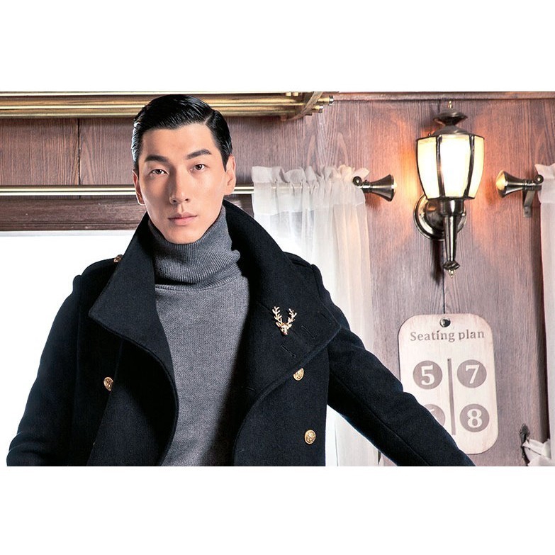 Ghim cài áo hình nai kiểu dáng cá tính thời trang