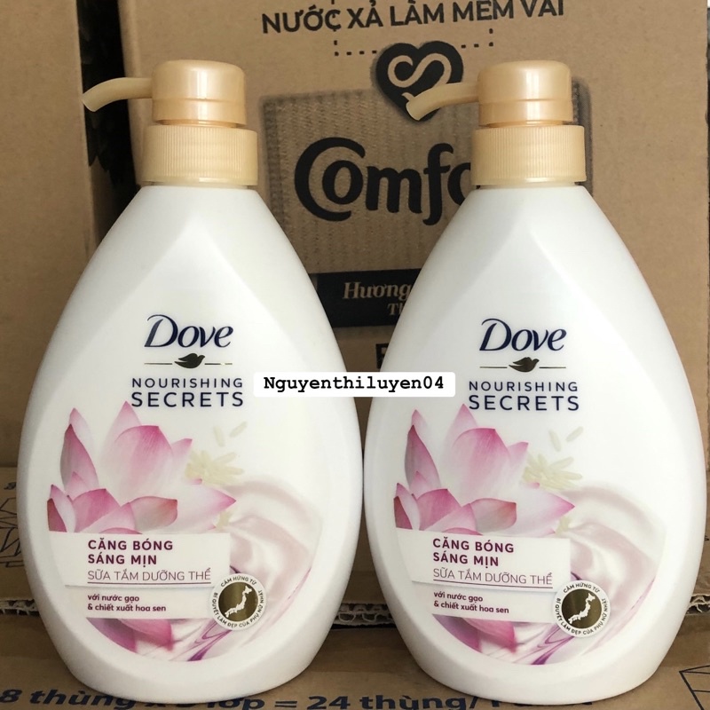 Sữa tắm Dove căng bóng sáng mịn từ Hoa Sen & Nước Gạo 530g