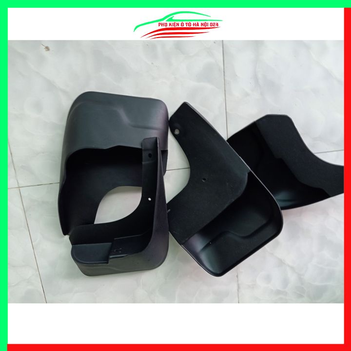 Bộ 4 chắn bùn Innova 2017-2023 chuẩn theo xe