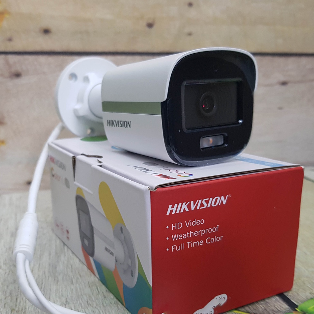 Camera có màu ban đêm Hikvision DS-2CE10DF0T-F ColorVu, hd 1080p full color, vỏ kim loại.