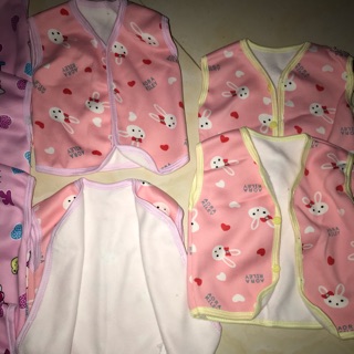 Set 11 áo gile cho bé