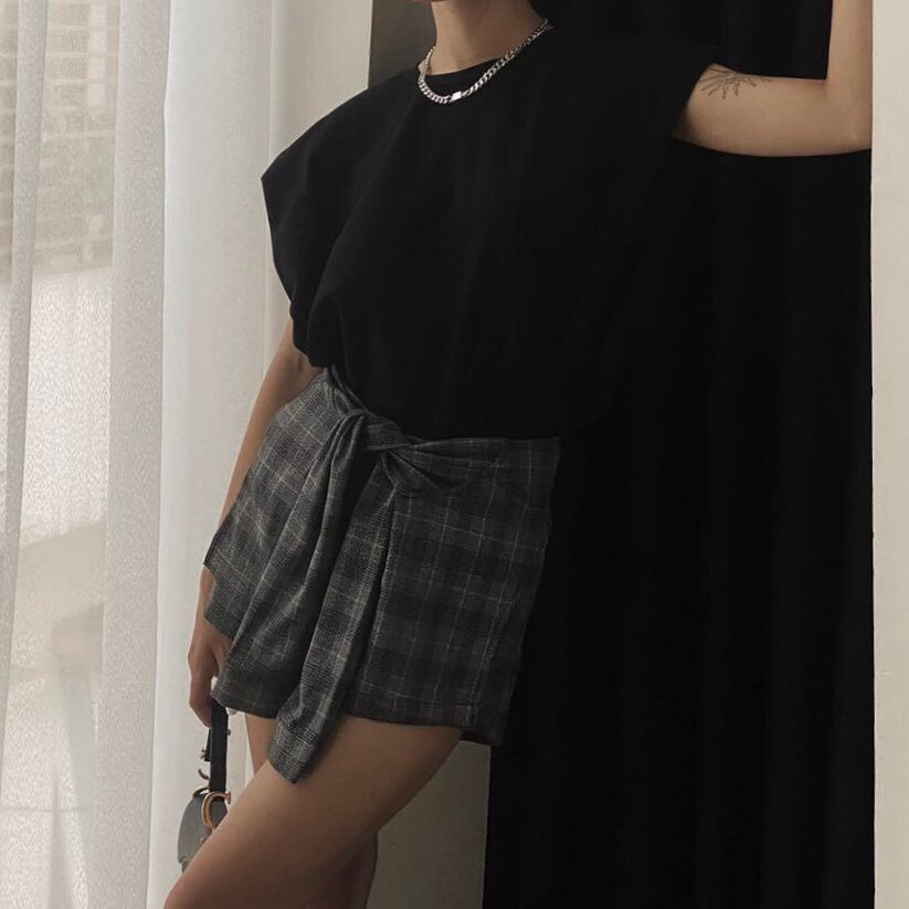 Áo sát nách nữ độn vai Shoulder Pad Tee 25 STUDIO