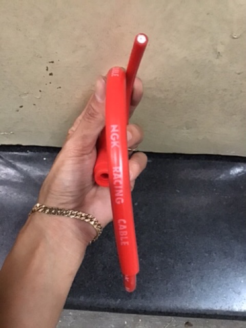 Dây tăng áp xe máy NGK đỏ mã CR2 đầu vuông