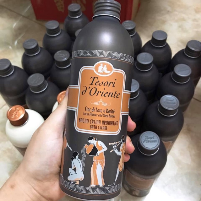Sữa tắm nước hoa Ý Tesori d'Oriente chính hãng 500ml hương thơm lưu trữ cả ngày kèm vòi