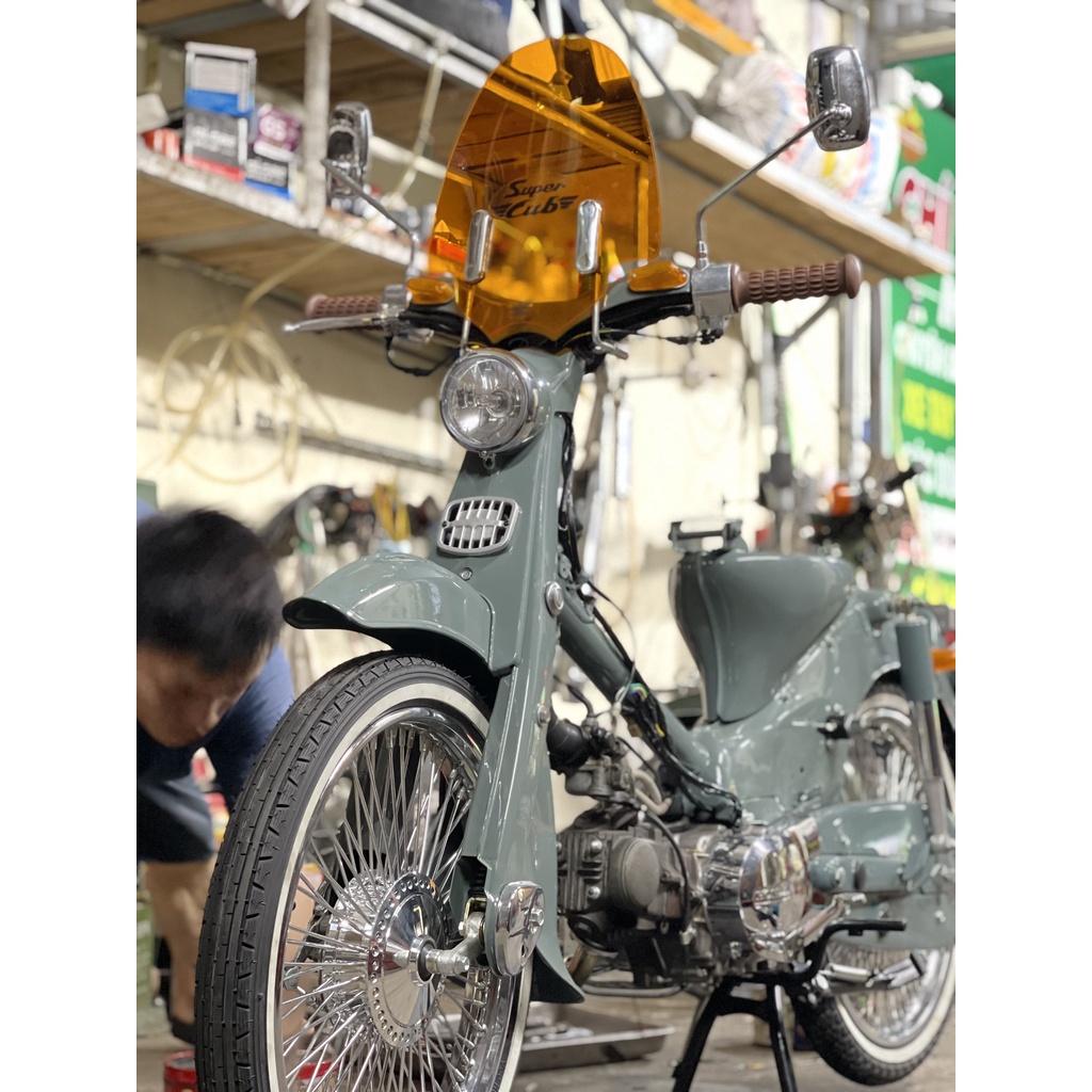 Kính chắn gió xe cub C100, C65