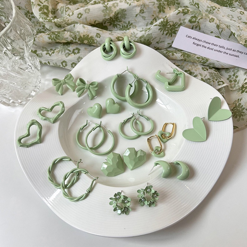 Khuyên Tai Thời Trang Xuân Hè Hàn Quốc 2022 Độc Đáo