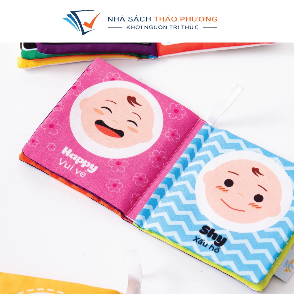 Sách vải Touch touch see see  nhiều chủ đề thú vị, phát triển trí não cho bé - Bộ 4 cuốn