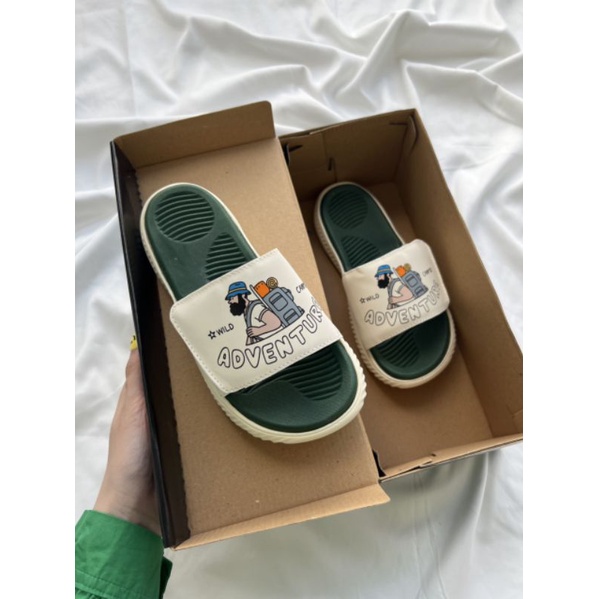 Dép Quai Ngang ADV nhiều màu đủ size Full Box và có bảo hành.