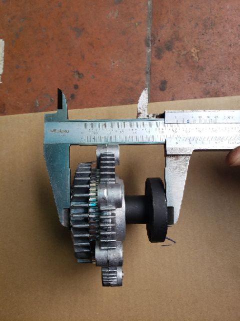 Ly tâm quạt xe SUZUKI VITARA đời 199- 204- 205