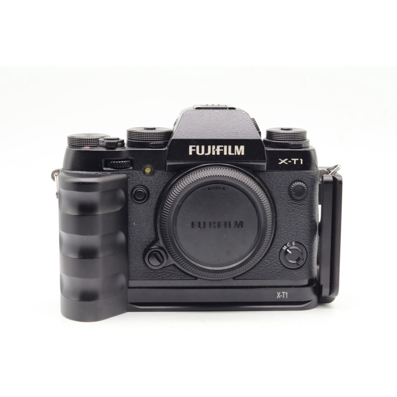 Máy ảnh Fujifilm X-T1  còn box
