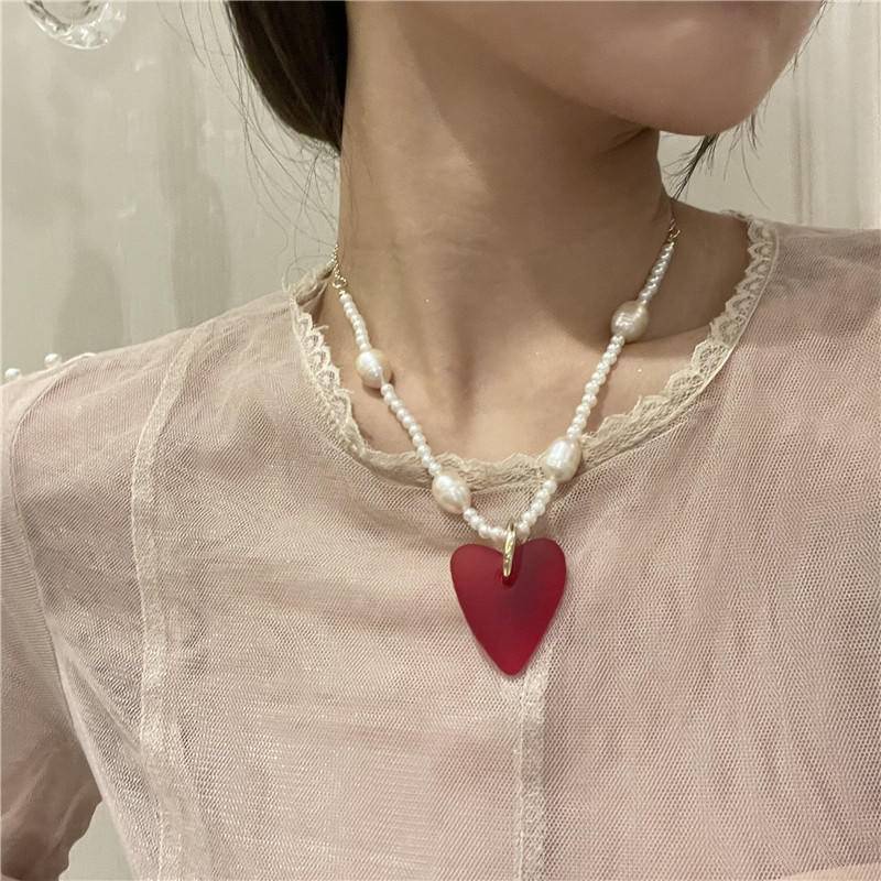 Red heart-shaped necklace classic hip hop street style pearl beaded necklace for women