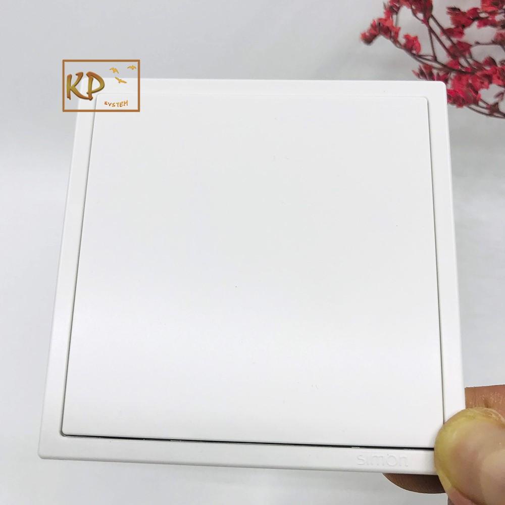 Mặt che trơn vuông cho ổ điện lắp đế âm chuẩn vuông Simon i7 701000