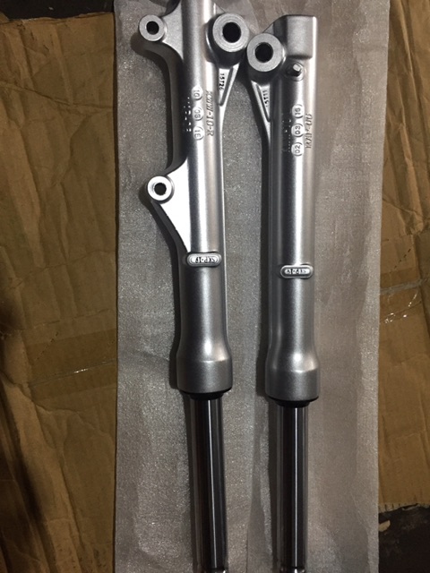 Phuộc trước s110