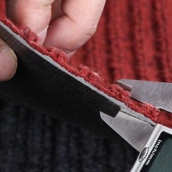 Thảm chùi chân nỉ 40x60cm. Đế cao su chống trơn trượt. Thảm trải sàn