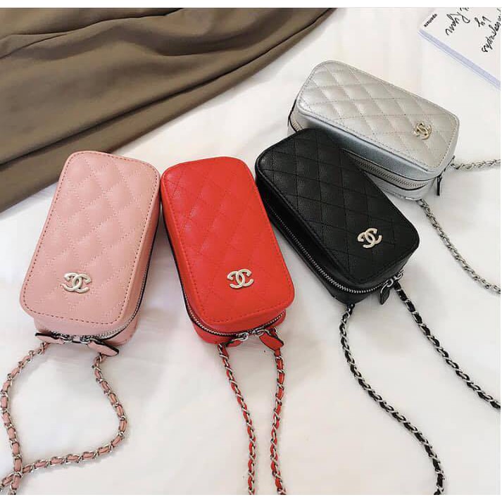 Túi đeo chéo trần trám xinh