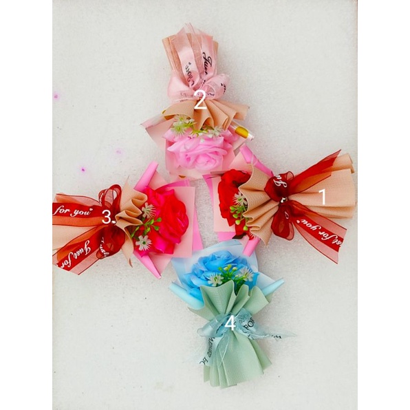 Sỉ bó hoa hồng lụa mini size 11- 12cm dùng trang trí bánh kem, hộp quà, decor...