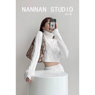 Áo len croptop cao cổ chun eo cá tính