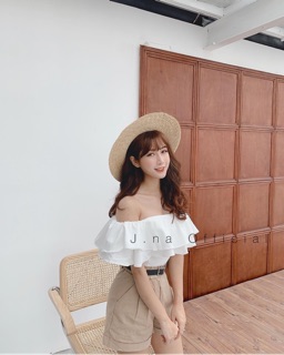 Áo trễ vai bèo tầng