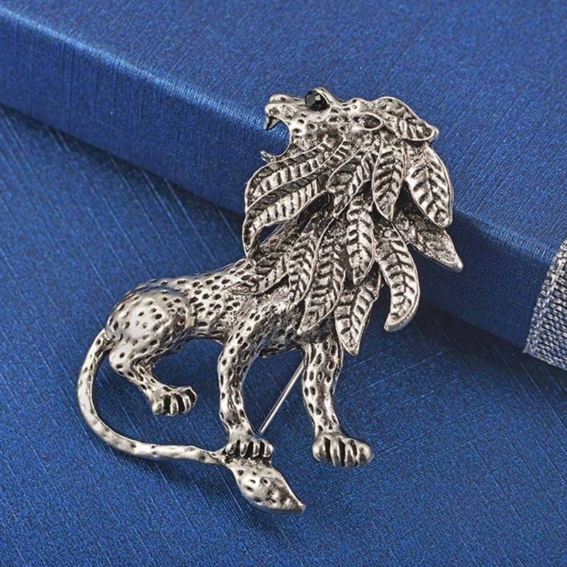 Ghim Cài Áo Hình Chú Sư Tử Vui Nhộn Thời Trang Cho Nam