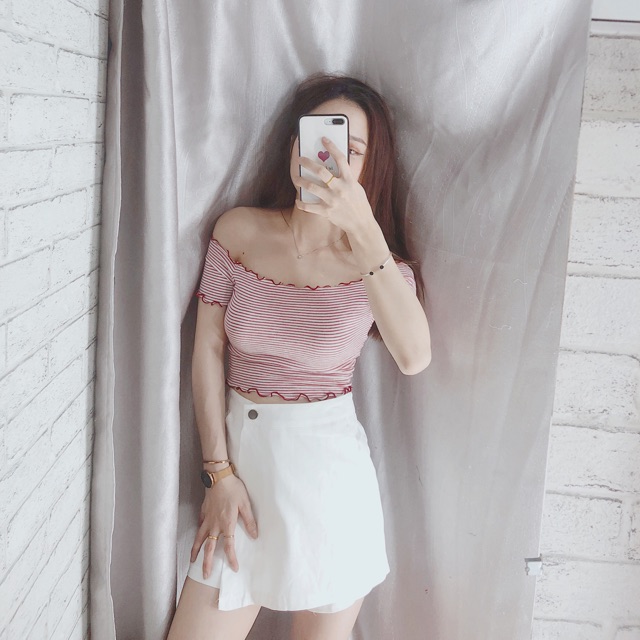 Áo croptop bẹt vai
