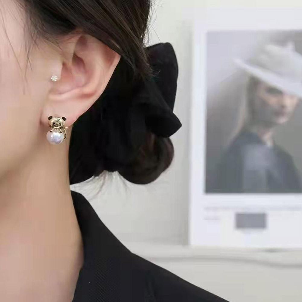 Bông Tai Hình Con Hổ Đính Ngọc Trai Và Đá Zircon P1K1 Dễ Thương