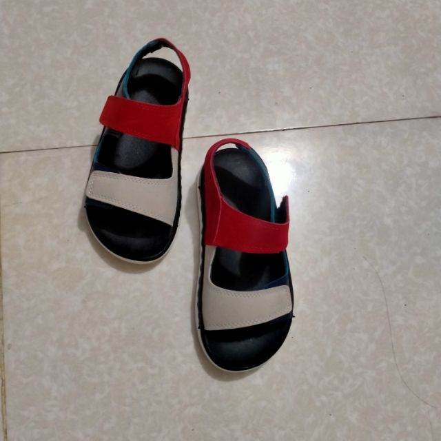 Dép sandal trẻ em