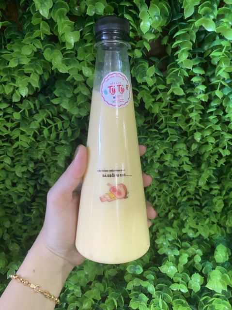 Combo 100 chai nhựa dáng tam giác 330ml kèm tem thank you