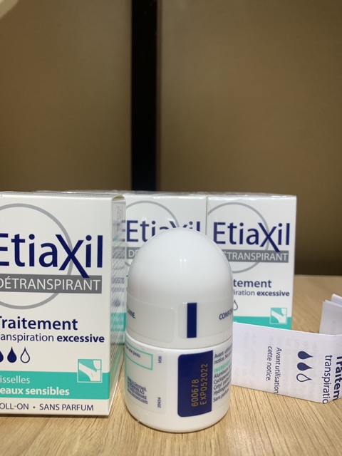 [Mã COS2704 giảm 8% đơn 250K] Lăn khử mùi Etiaxil Pháp 15ml - Date 2022 - Khử Mùi ,Giảm Mồ Hôi Tuyệt Đối | BigBuy360 - bigbuy360.vn