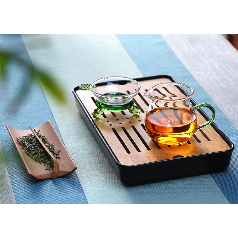 Tống chuyên trà bằng thủy tinh chịu nhiệt Borosilicate cao cấp dung tích 240 ml