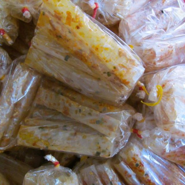 BÁNH TRÁNG CUỘN MUỐI MỠ HÀNH MÈ