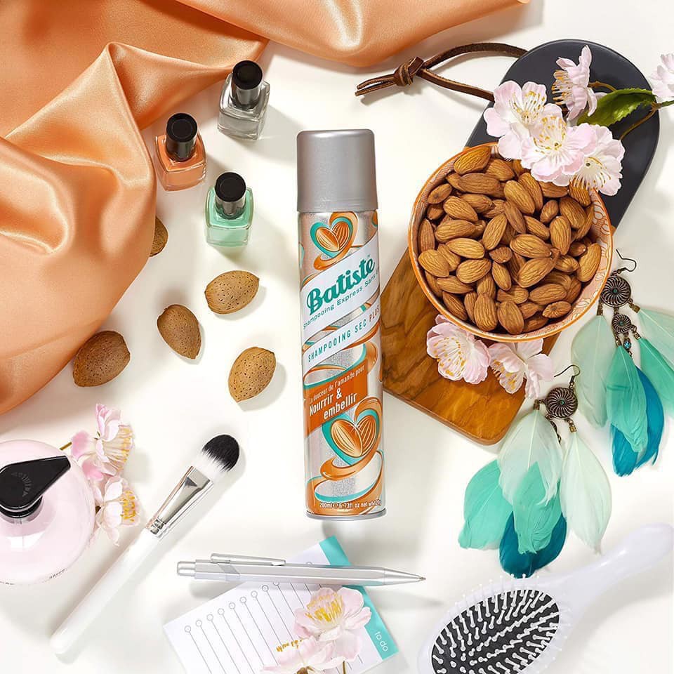 {Xác thực} . Dầu gội khô Batiste Dry Shampoo 200ml