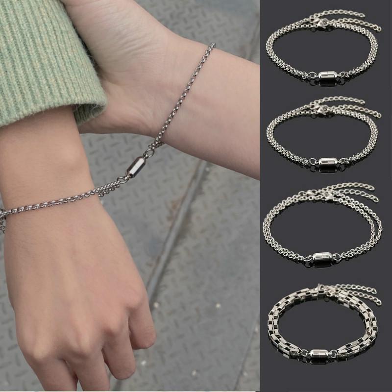 Set 2 vòng tay kim loại mặt hình chữ O cho cặp đôi