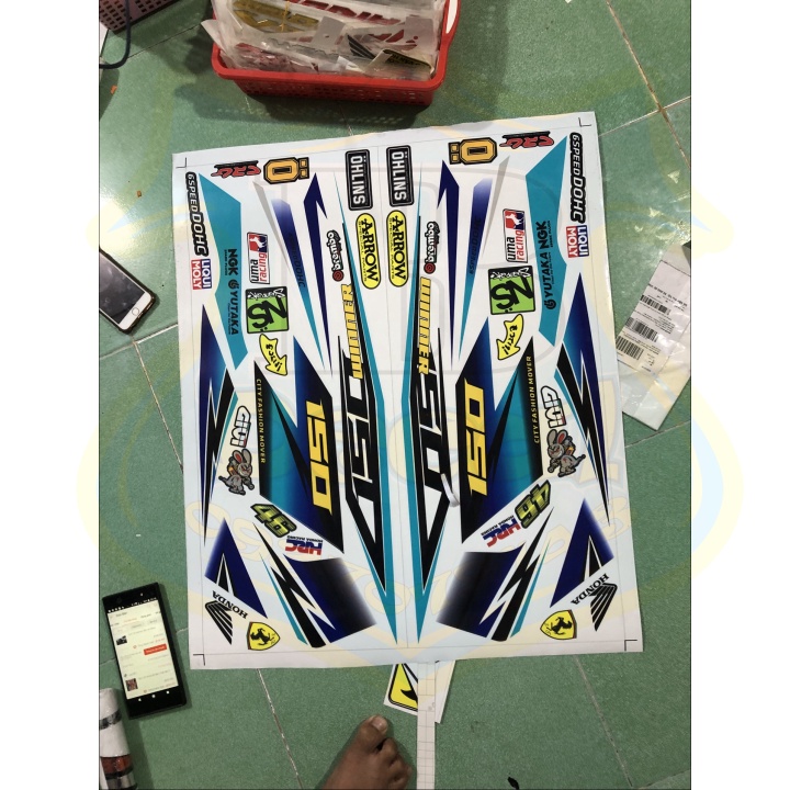 ( Quí khách vui lòng mang ra tiệm cho thợ dán ) Tem winner trắng 3