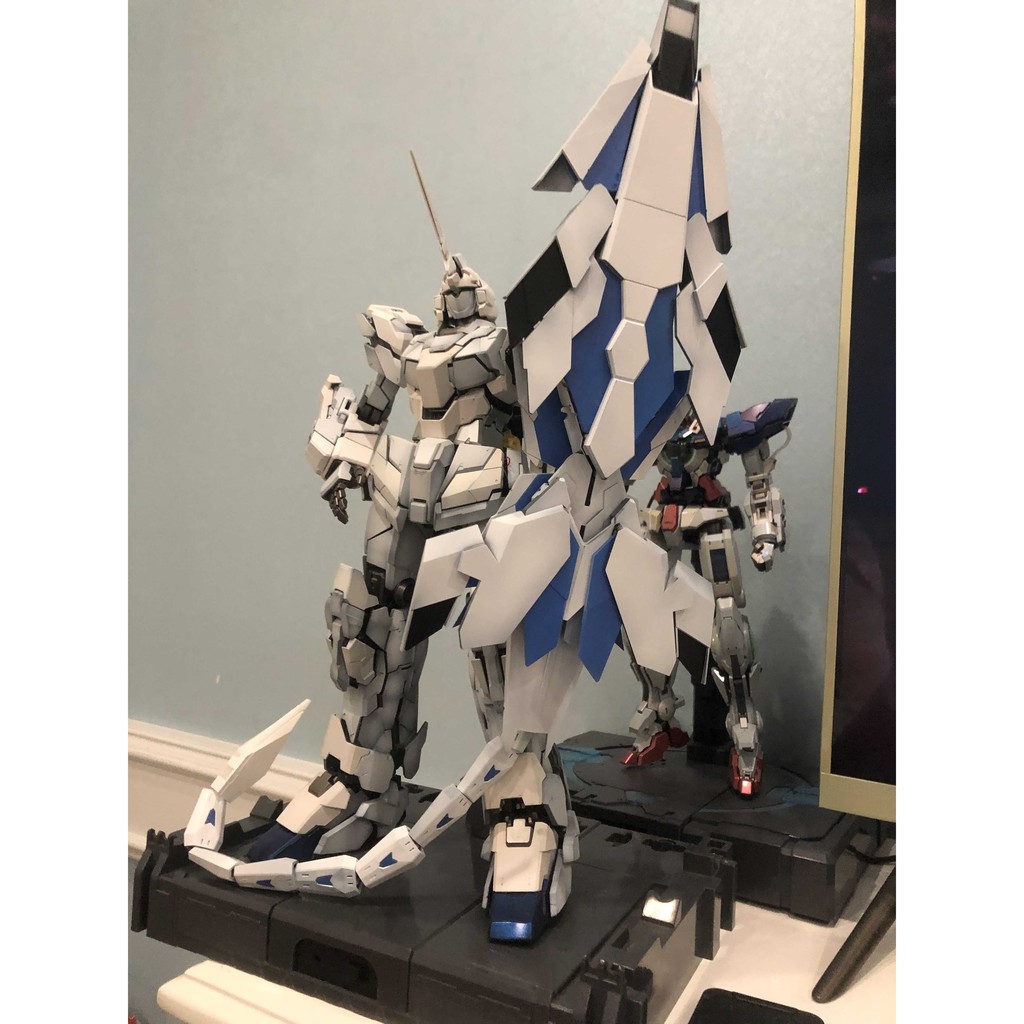 Mô hình phụ kiện khiên Perfect shield NT cho PG Unicorn Banshee Phenex (sp không kèm gundam)