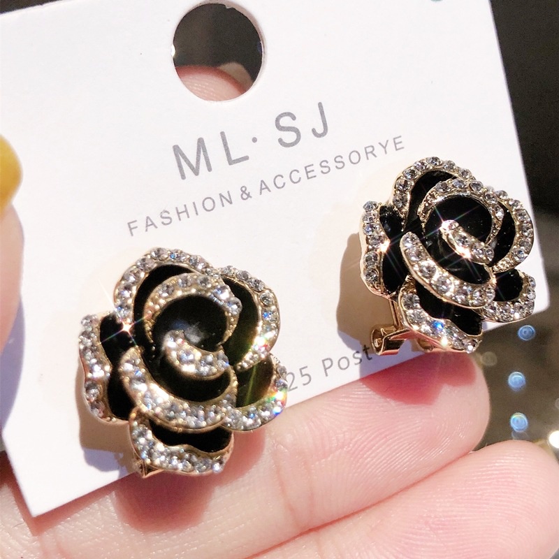 Bông Tai HìNh Hoa HồNg ĐíNh Đá LấP LáNh Sang TrọNg