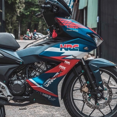 Tem trùm Winner X HRC