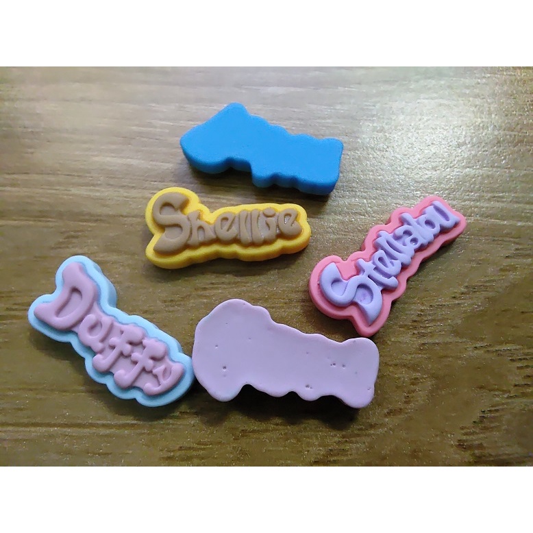 Sticker jibbitz gắn dép sục Crocs chữ Pokemon, Shellie, Stellaloveyou, Duffy