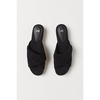 Sandal HM auth100
