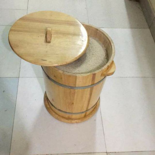 Thùng gỗ đựng gạo