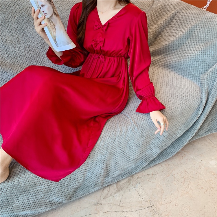 Đầm Ngủ Tay Dài Dáng Rộng Phối Ren In Họa Tiết Bươm Bướm Thời Trang 2022 Mới Cho Nữ