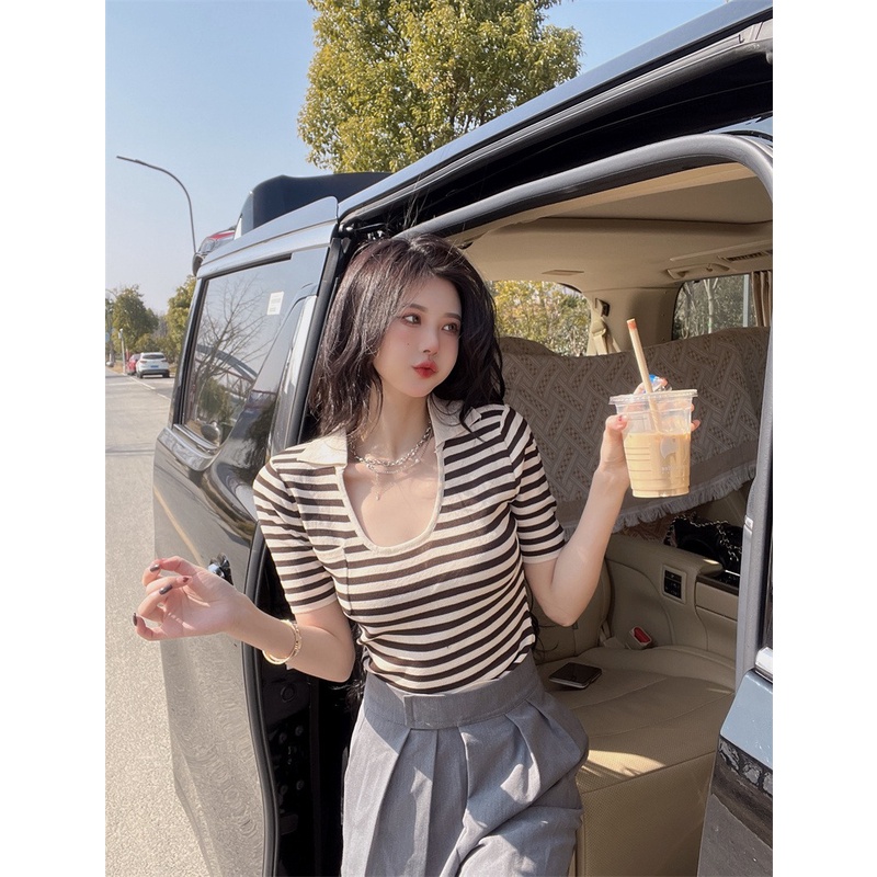 Áo kiểu ZHELIHANGFEI dệt kim tay ngắn cổ chữ U họa tiết kẻ sọc phong cách quyến rũ thời trang dành cho nữ