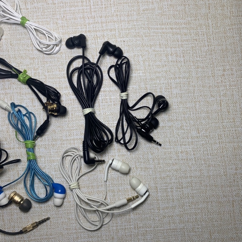 Tai nghe nội địa nhật