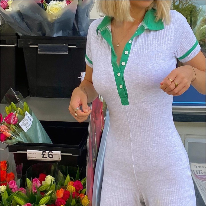 Wittygirls_shop | Bộ Áo Liền Quần Cổ Chữ V Tay Ngắn Cài Nút Màu Sắc Quyến Rũ Thời Trang Cho Nữ