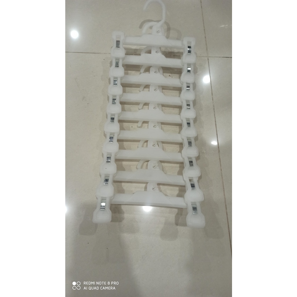 Móc treo quần áo trẻ em bằng nhựa giá rẻ - mắc kẹp quần manetti trẻ em màu cam, trắng, đen hàng loại 1