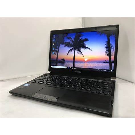Laptop văn phòng đẳng cấp Toshiba Dynabook R732, chip i5 3220M 3,3 Ghz mới 99% đủ phụ kiện | BigBuy360 - bigbuy360.vn