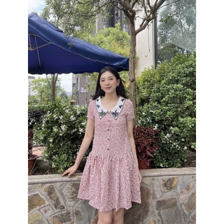 Váy hè đuôi cá cổ thêu