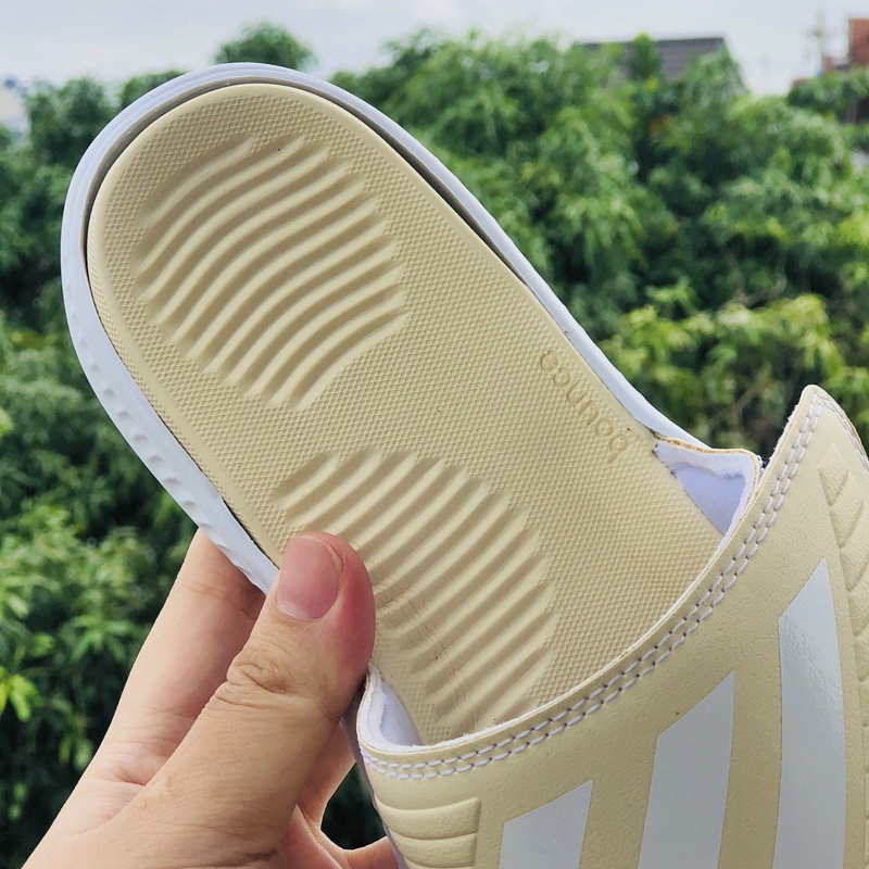 Dép Alphabounce adidas ❤️FREESHIP + FullBox❤️ quai ngang nam 3 sọc màu vàng sọc trắng chất xịn 1-1, đế dày nhẹ quai da