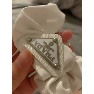 Cột Tóc Scrunchies P da PU ( ảnh khách fb )