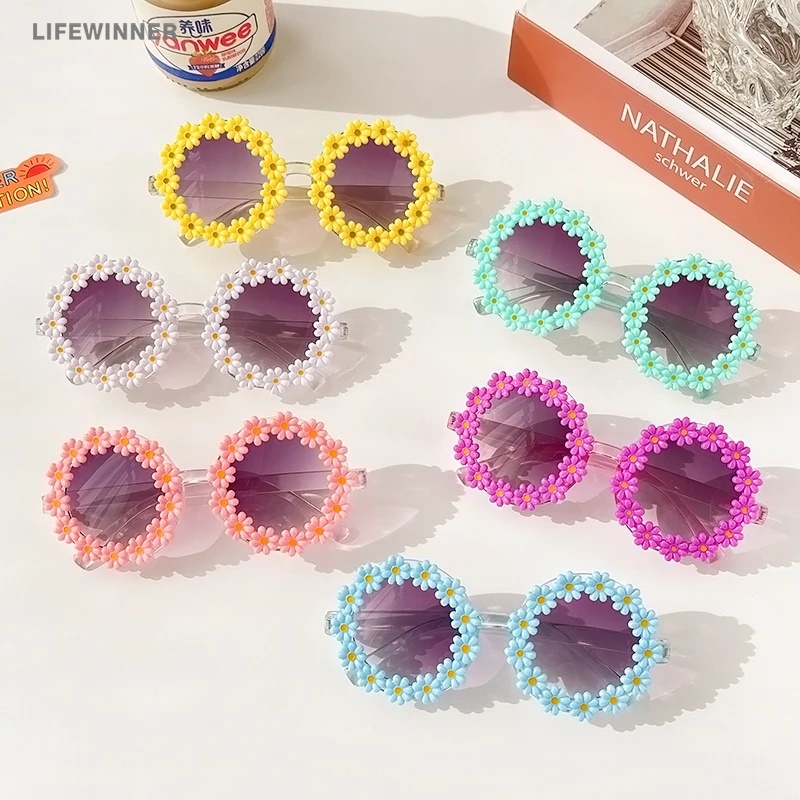 Kính Mát Gọng Tròn Đính Hoa Dễ Thương Cho Bé